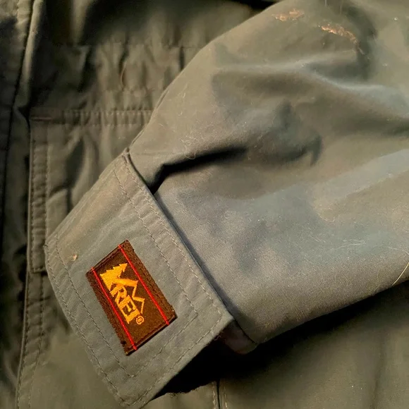 REI JACKET COAT - SMALL - Picture 6 of 7